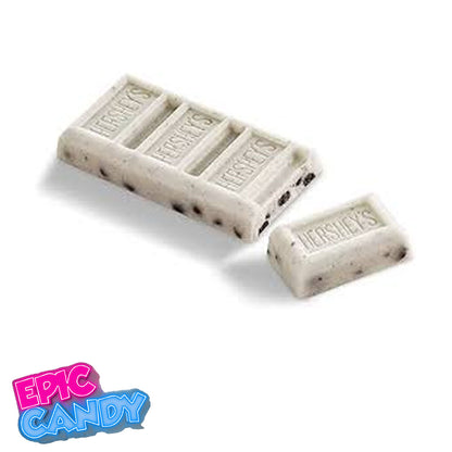 Hershey's Cookies 'n' Creme 43g: Creamy Chocolate with Crunchy Cookie Pieces